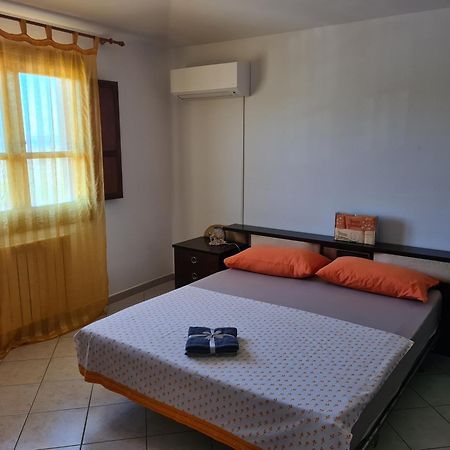 Casa Vacanze Spiga 토르톨리 외부 사진