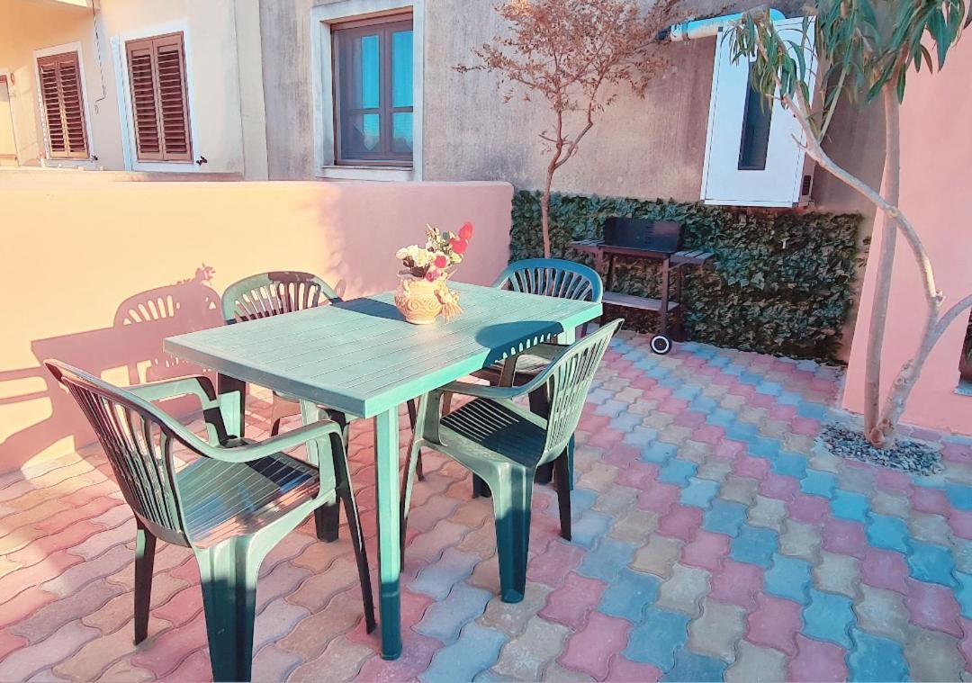 Casa Vacanze Spiga 토르톨리 외부 사진
